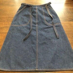 Vintage RSC  Division of Russ Togs, Inc. wrap around  denim skirt. Size 10